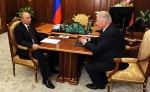 Владимир Путин встретился с председателем Федерации независимых профсоюзов России Михаилом Шмаковым.